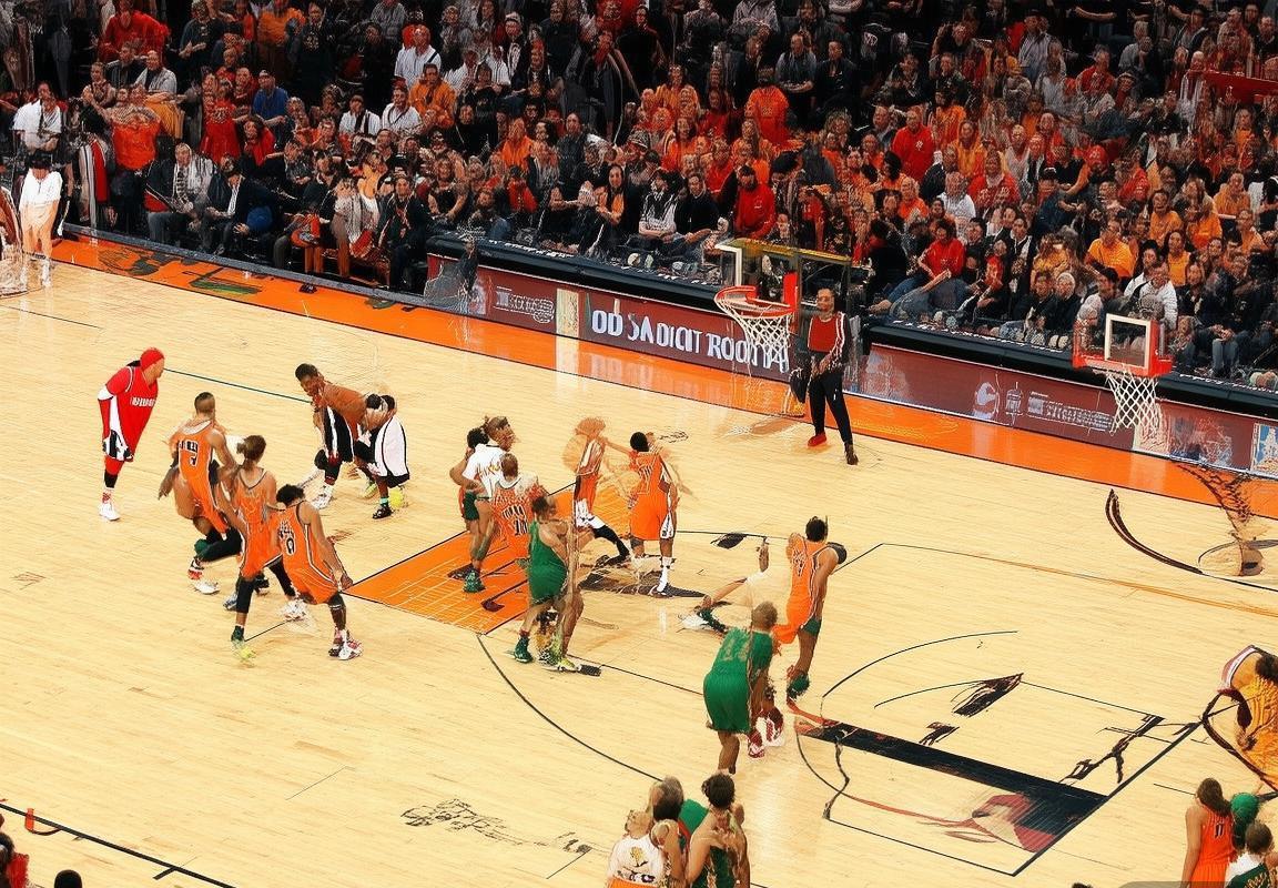 2015NBA季后赛：勇士火箭巅峰对决经典回顾